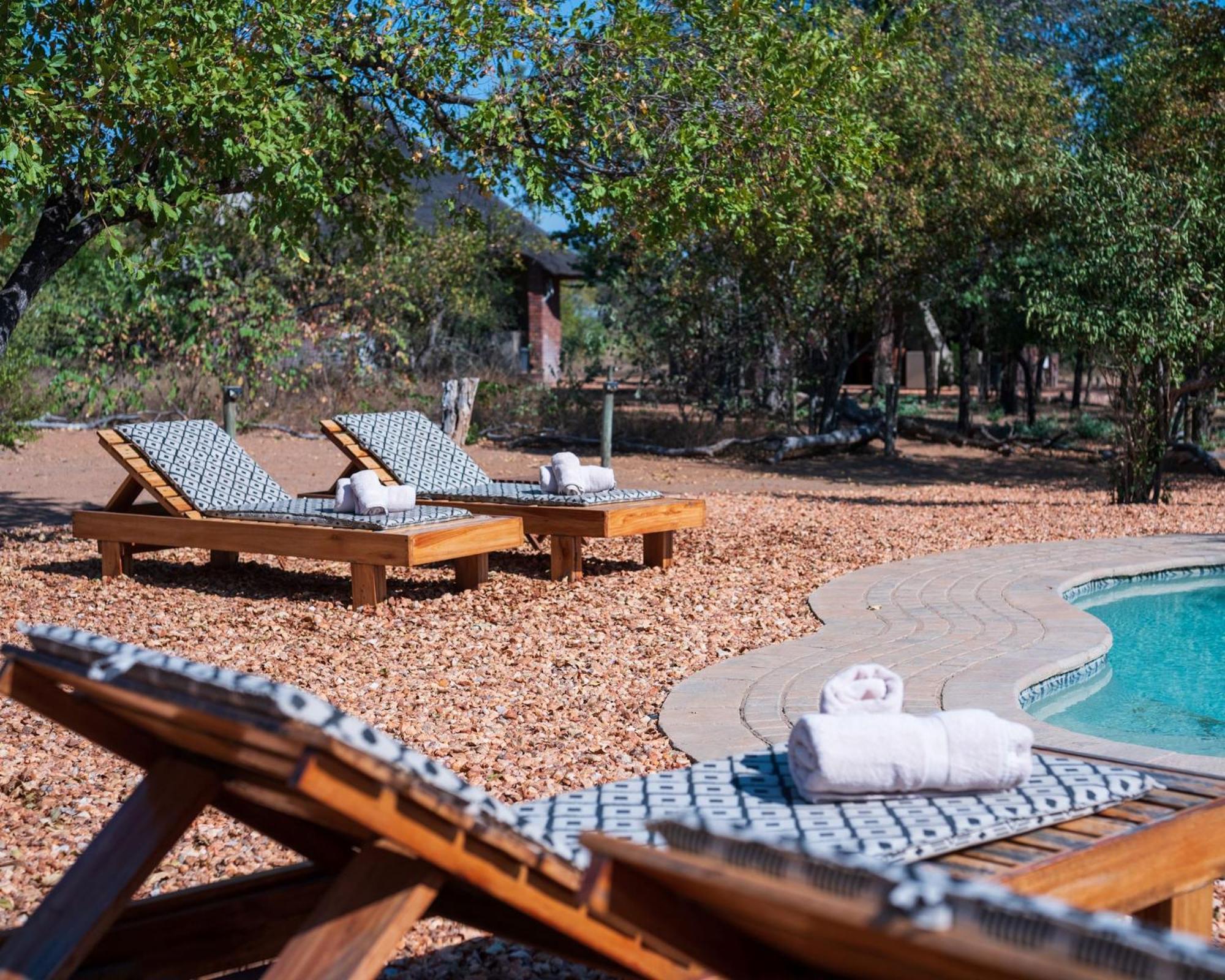 Masorini Bush Lodge & Safari Tents Phalaborwa Exteriör bild