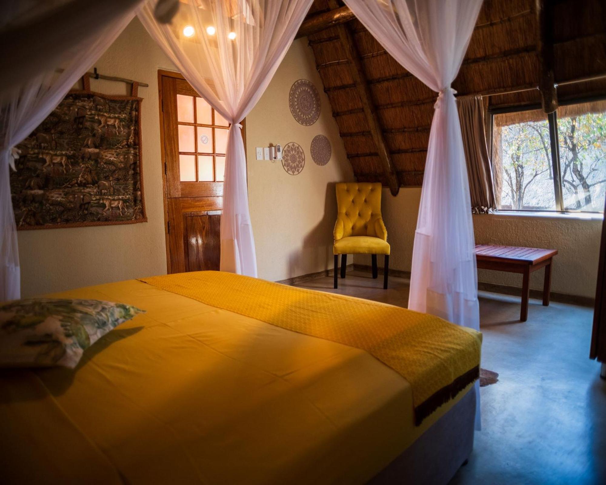 Masorini Bush Lodge & Safari Tents Phalaborwa Exteriör bild
