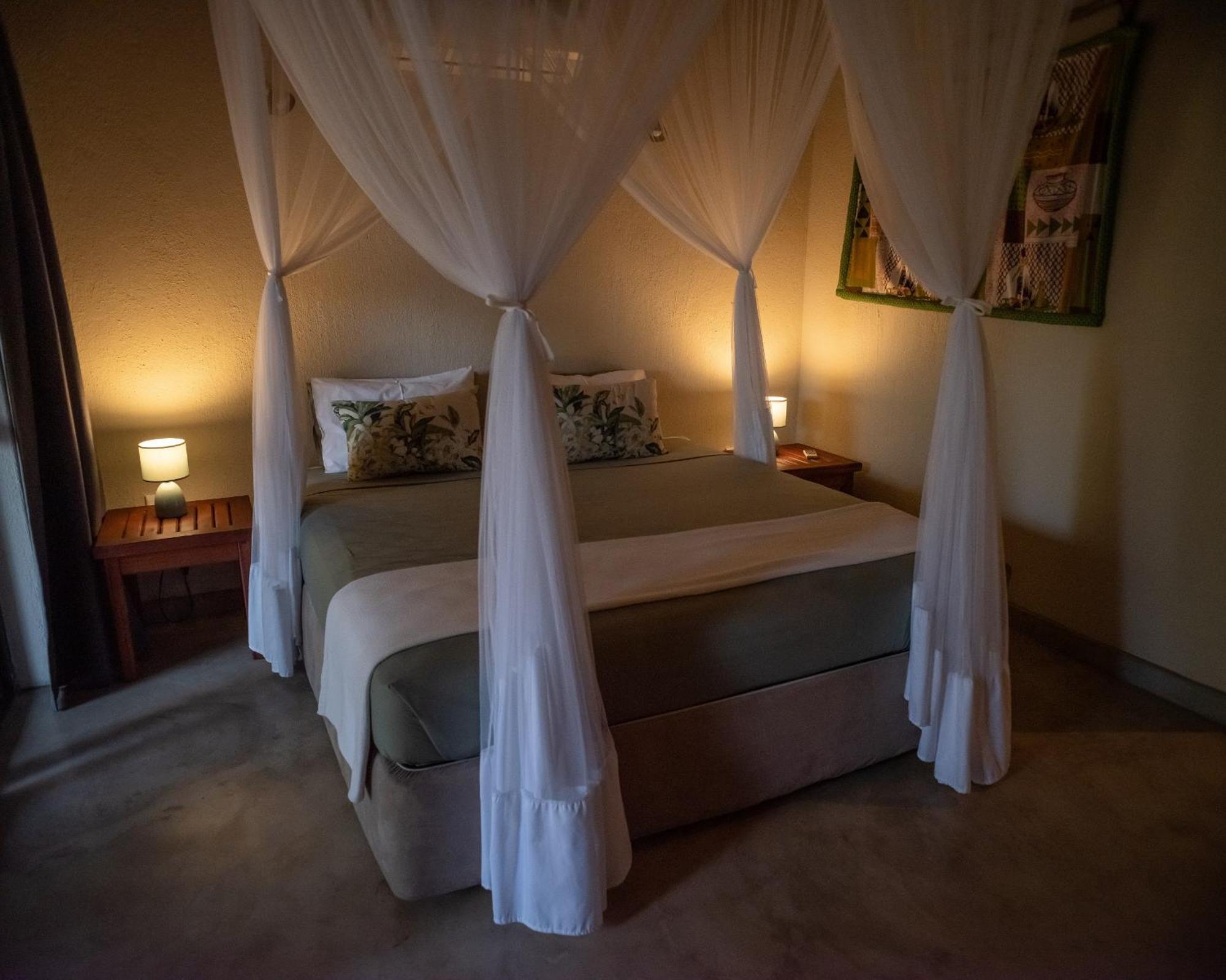 Masorini Bush Lodge & Safari Tents Phalaborwa Exteriör bild