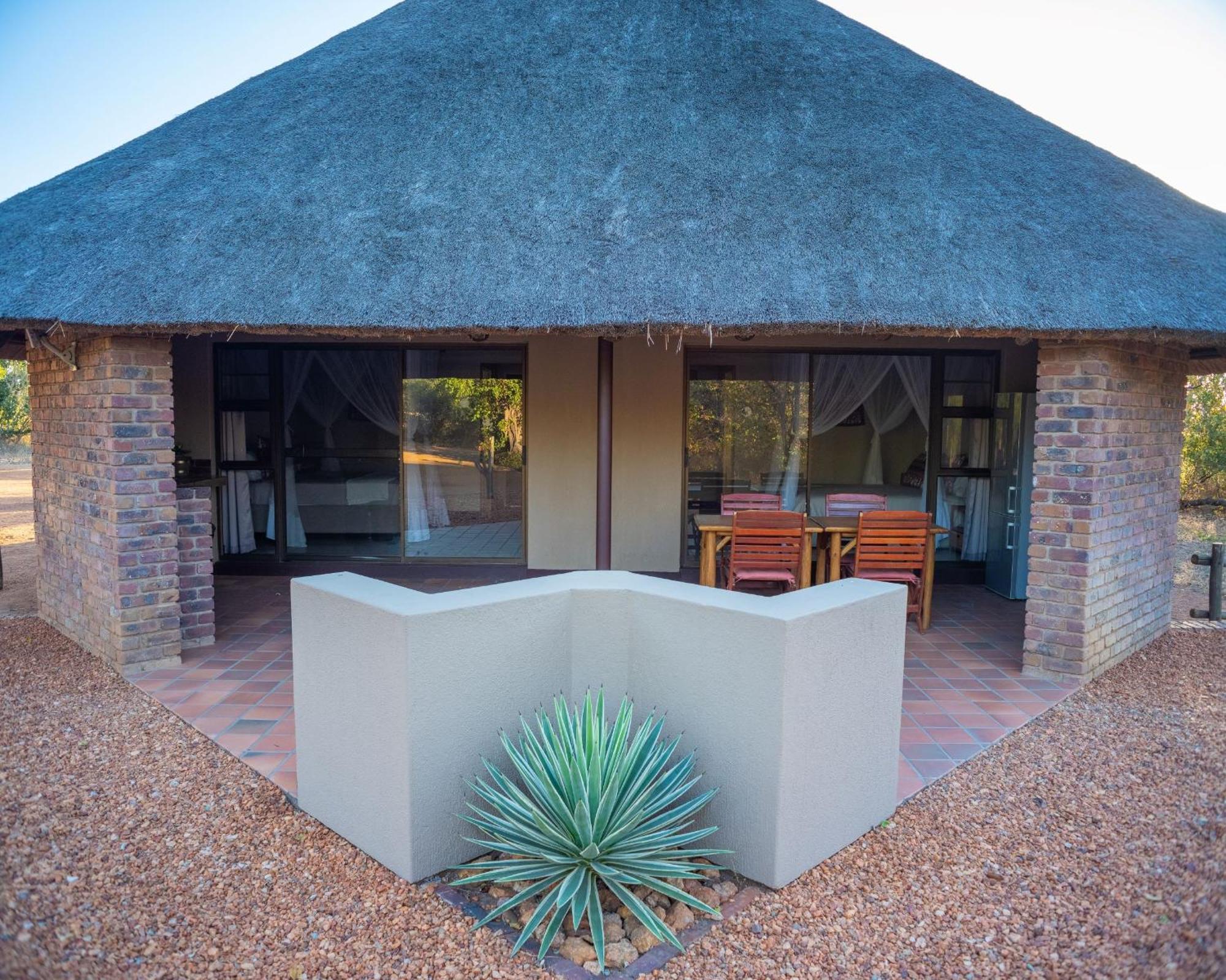 Masorini Bush Lodge & Safari Tents Phalaborwa Exteriör bild